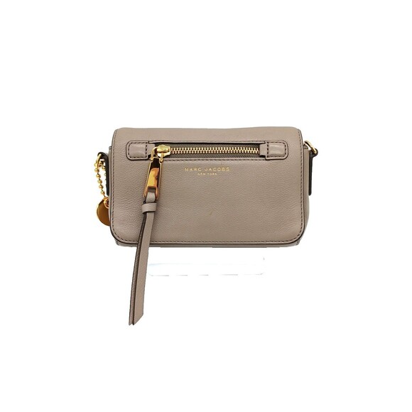 Marc Jacobs Handbags - Marc Jacobs Recruit Nomad  Gray-Taupe Pebbled Leather Crossbody Bag-EUC